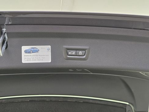 Used 2018 BMW 330i Gran Turismo xDrive w/ Premium Package AWD/4WD image 17