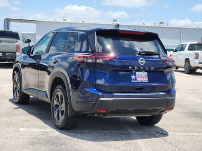 New 2026 Nissan Rogue SV