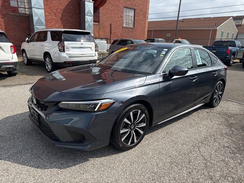 Used 2022 Honda Civic EX-L image 3