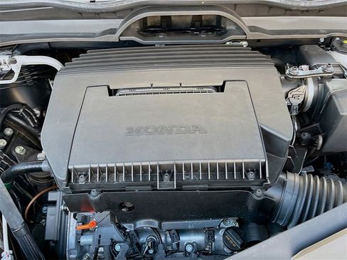 Used 2025 Honda Pilot EX-L image 30