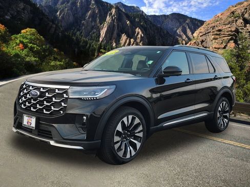 Used 2025 Ford Explorer Platinum w/ LUX Leather Package AWD/4WD image 5