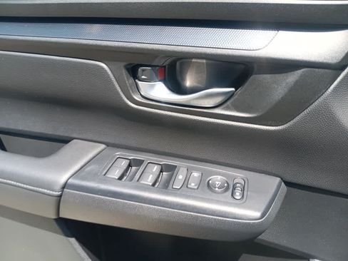 Used 2024 Honda CR-V EX image 17