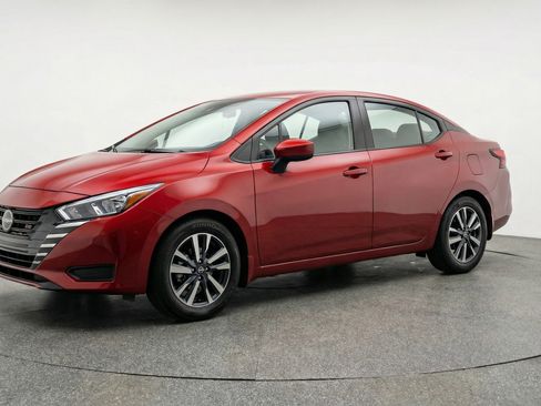 Used 2025 Nissan Versa SV w/ Trunk Package image 3