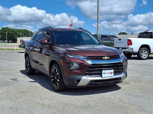 Used 2023 Chevrolet TrailBlazer LT FWD image 24