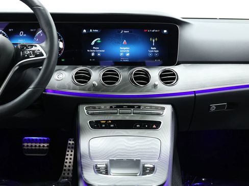 Used 2023 Mercedes-Benz E 450 4MATIC All-Terrain Wagon image 32