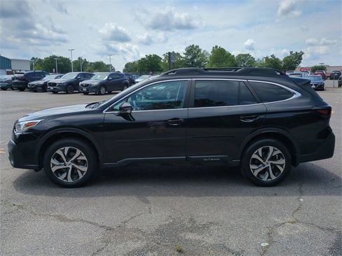Used 2022 Subaru Outback Limited image 7
