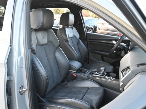 Used 2022 Audi SQ5 Premium image 21
