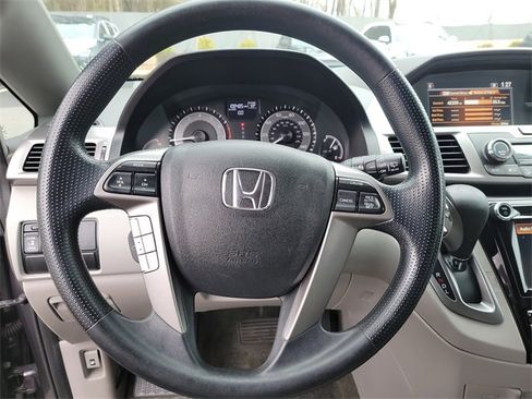 Used 2016 Honda Odyssey SE image 22