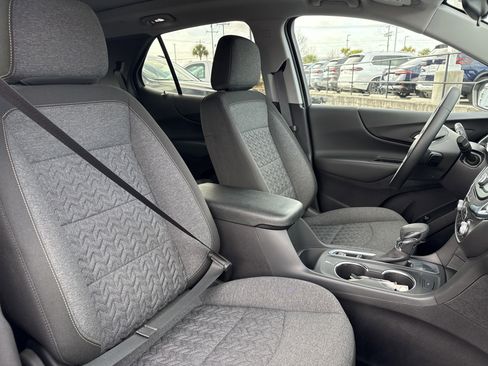 Certified 2024 Chevrolet Equinox LT w/ LPO, Floor Liner Package image 32