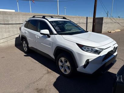 Used 2021 Toyota RAV4 XLE w/ Carpet Mat Package (TMS)
