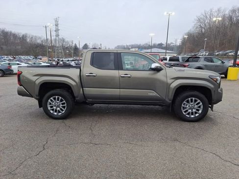 Used 2024 Toyota Tacoma Limited image 6