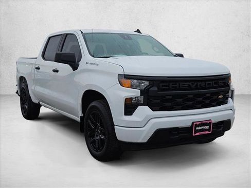 New 2026 Chevrolet Silverado 1500 Custom image 3