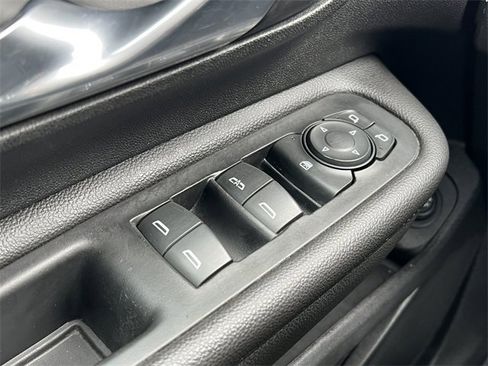 Used 2021 GMC Terrain SLE w/ Driver Convenience Package image 14