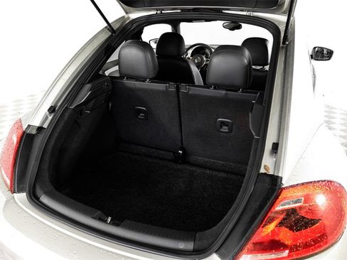 Used 2016 Volkswagen Beetle 1.8T SE image 42