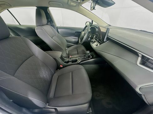 Used 2024 Toyota Corolla LE w/ LE Convenience Package image 29