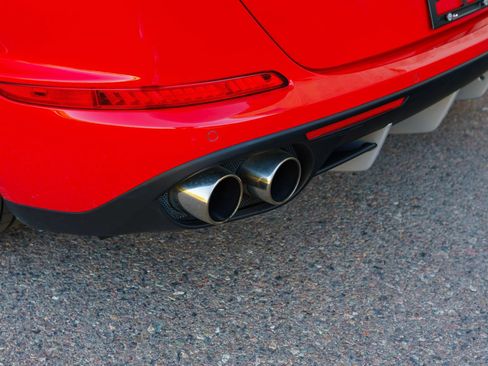 Used 2015 Ferrari California T RWD image 60