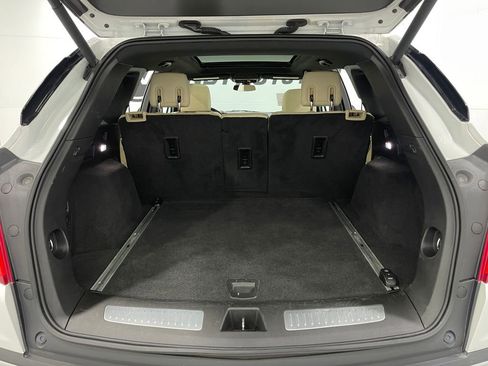 Used 2017 Cadillac XT5 Luxury image 28