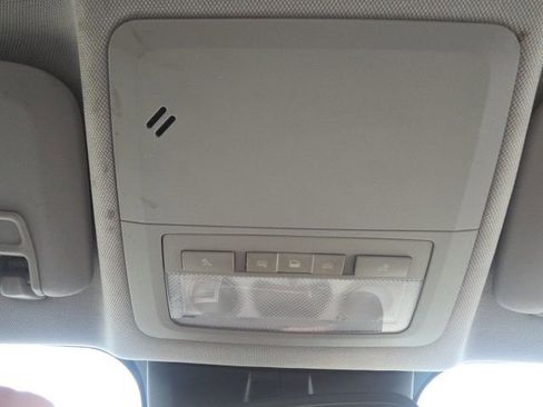 Used 2013 Chevrolet Cruze LS image 25