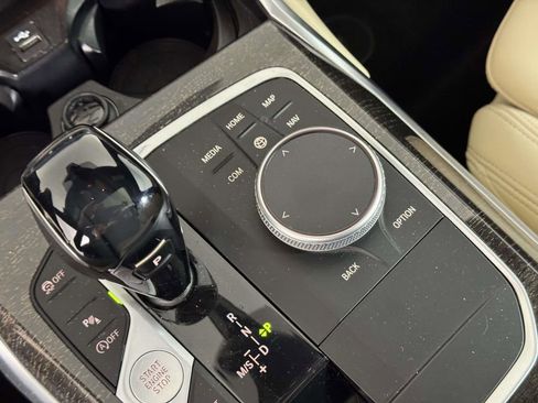 Used 2020 BMW 330i xDrive Sedan w/ Driving Assistance Package image 30