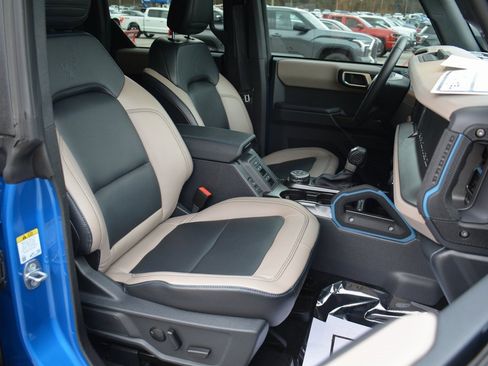 Used 2024 Ford Bronco Wildtrak image 22