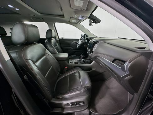 Used 2018 Chevrolet Traverse Premier w/ Redline Edition FWD image 34