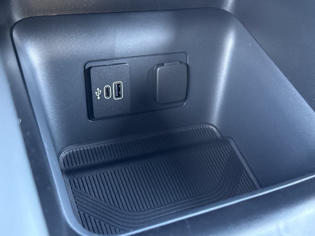 New 2027 Ford Explorer ST-Line w/ Premium Package RWD image 24