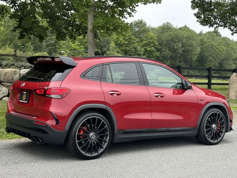 Used 2023 Mercedes-Benz GLA 45 AMG 4MATIC w/ AMG Dynamic Plus Package image 19