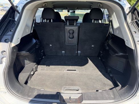 Used 2018 Nissan Rogue S FWD image 28