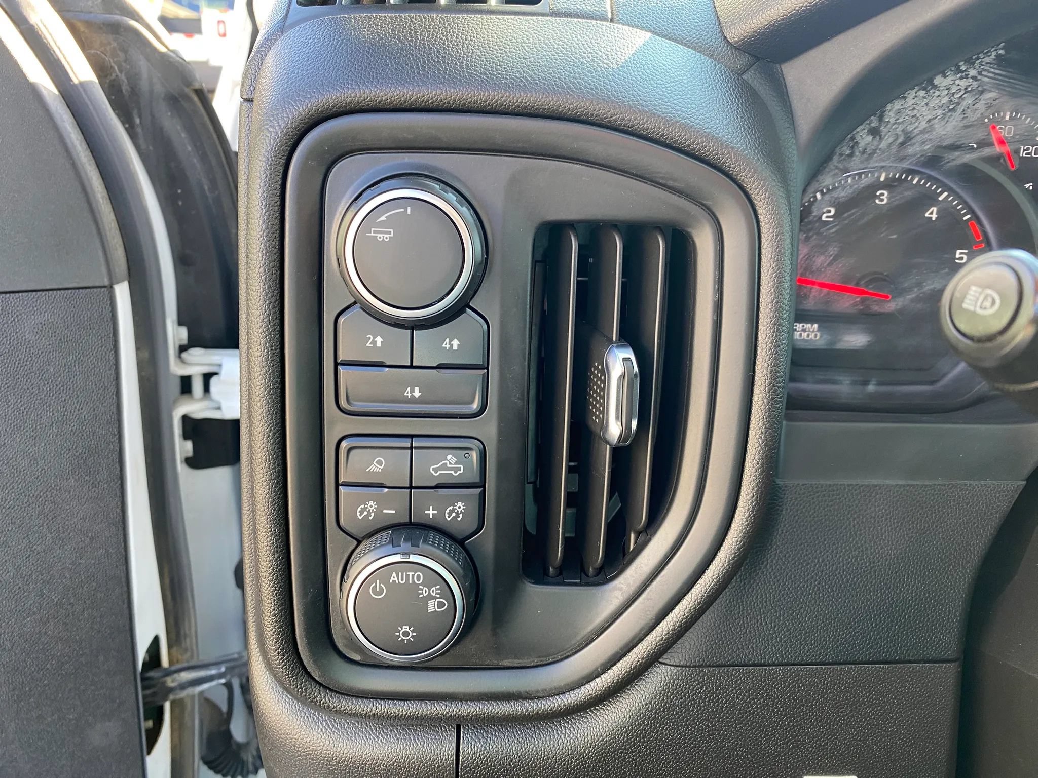 Used 2024 Chevrolet Silverado 3500 W/T w/ WT Fleet Convenience Package AWD/4WD image 17