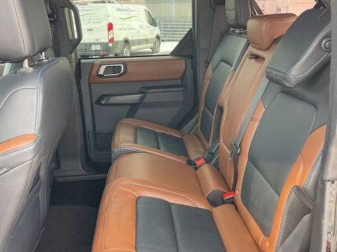 Used 2024 Ford Bronco Outer Banks image 14