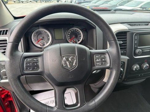 Used 2017 RAM 1500 Classic SLT image 12