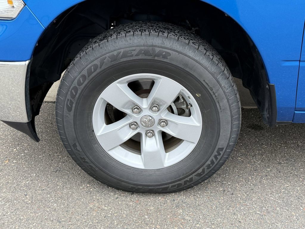 Used 2024 RAM 1500 Classic SLT AWD/4WD image 6