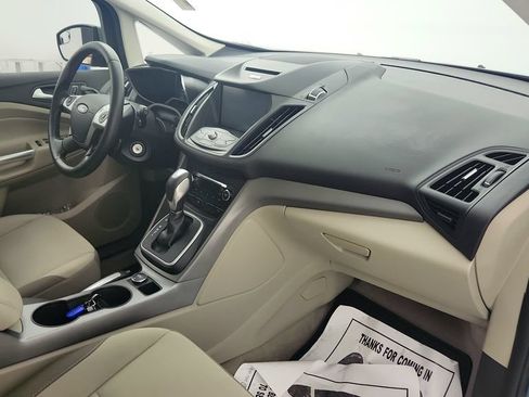 Used 2014 Ford C-MAX SE w/ Equipment Group 203A FWD image 23