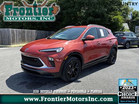 Used 2024 Buick Encore GX Sport Touring w/ Comfort Package image 1