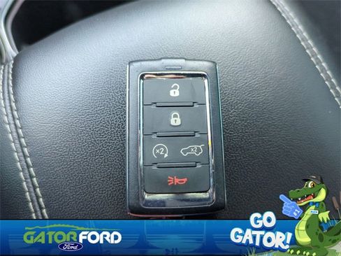 Used 2023 Jeep Grand Cherokee Altitude image 30