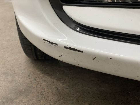 Used 2023 Chrysler Pacifica Touring-L image 36