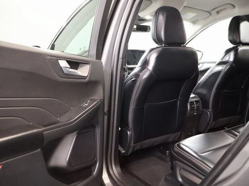 Used 2025 Ford Escape Platinum AWD/4WD image 26
