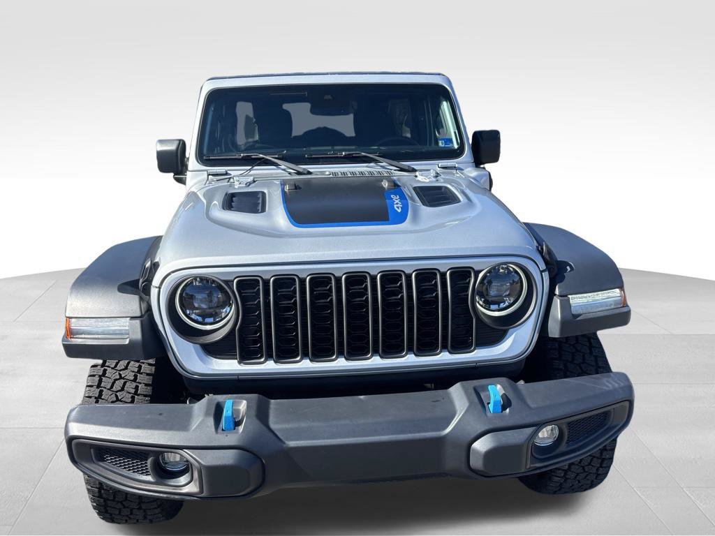 Used 2024 Jeep Wrangler Unlimited Rubicon 4xe AWD/4WD image 10