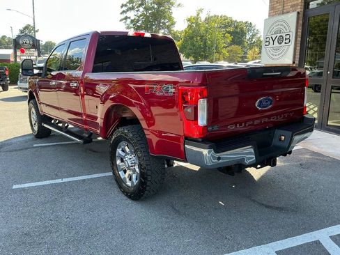 Used 2017 Ford F250 Lariat w/ Lariat Ultimate Package AWD/4WD image 3