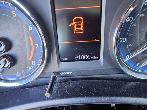 Used 2019 Toyota Corolla LE image 20