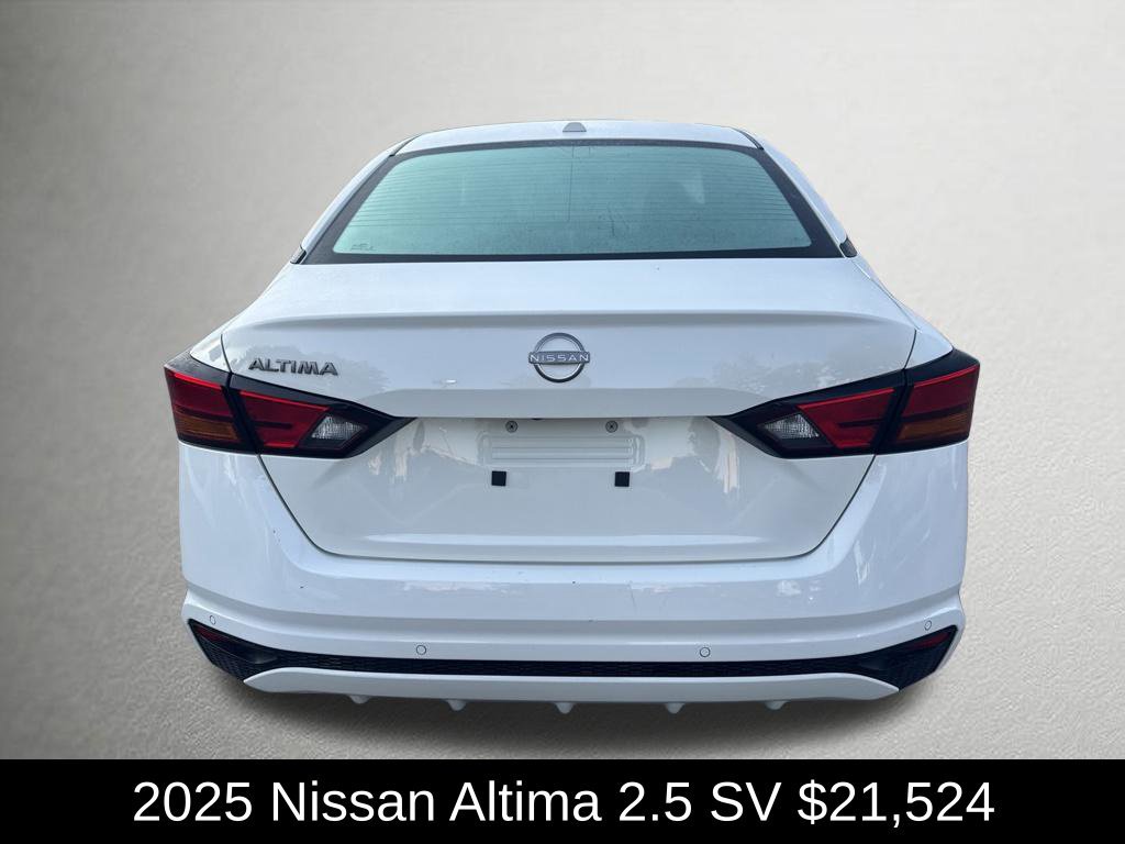 Used 2025 Nissan Altima 2.5 SV FWD image 4