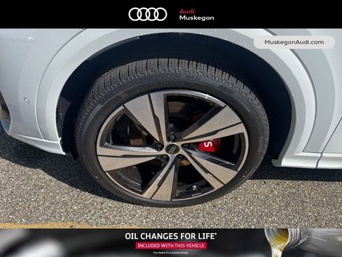 New 2026 Audi SQ5 Premium Plus AWD/4WD image 9