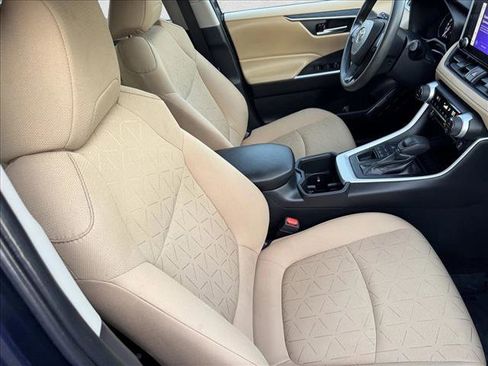 Used 2024 Toyota RAV4 XLE image 19