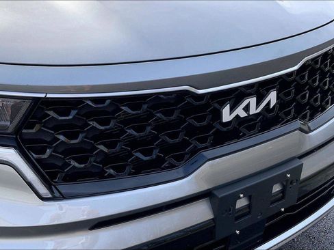 Used 2024 Kia Sorento EX w/ Panoramic Sunroof Package image 28