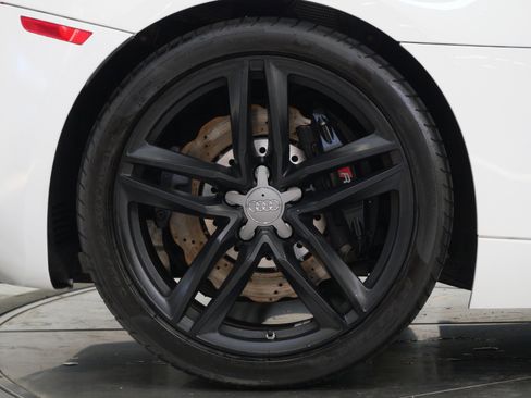 Used 2014 Audi R8 V8 AWD/4WD image 40