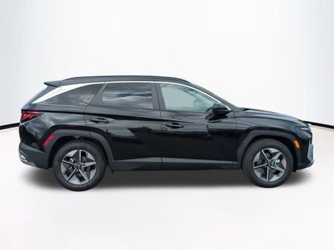 New 2026 Hyundai Tucson SEL w/ Tow & Go Package image 4