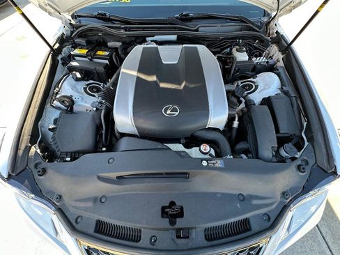 Used 2019 Lexus IS 300 AWD image 8