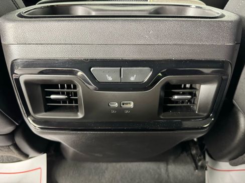 Used 2024 Chevrolet Silverado 1500 ZR2 w/ Technology Package image 27