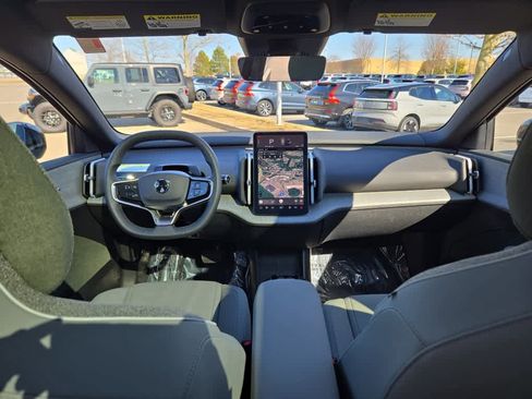 Used 2025 Volvo EX30 Plus image 12
