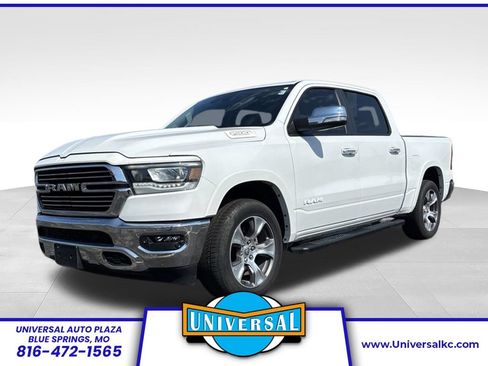 Used 2022 RAM 1500 Laramie AWD/4WD image 1